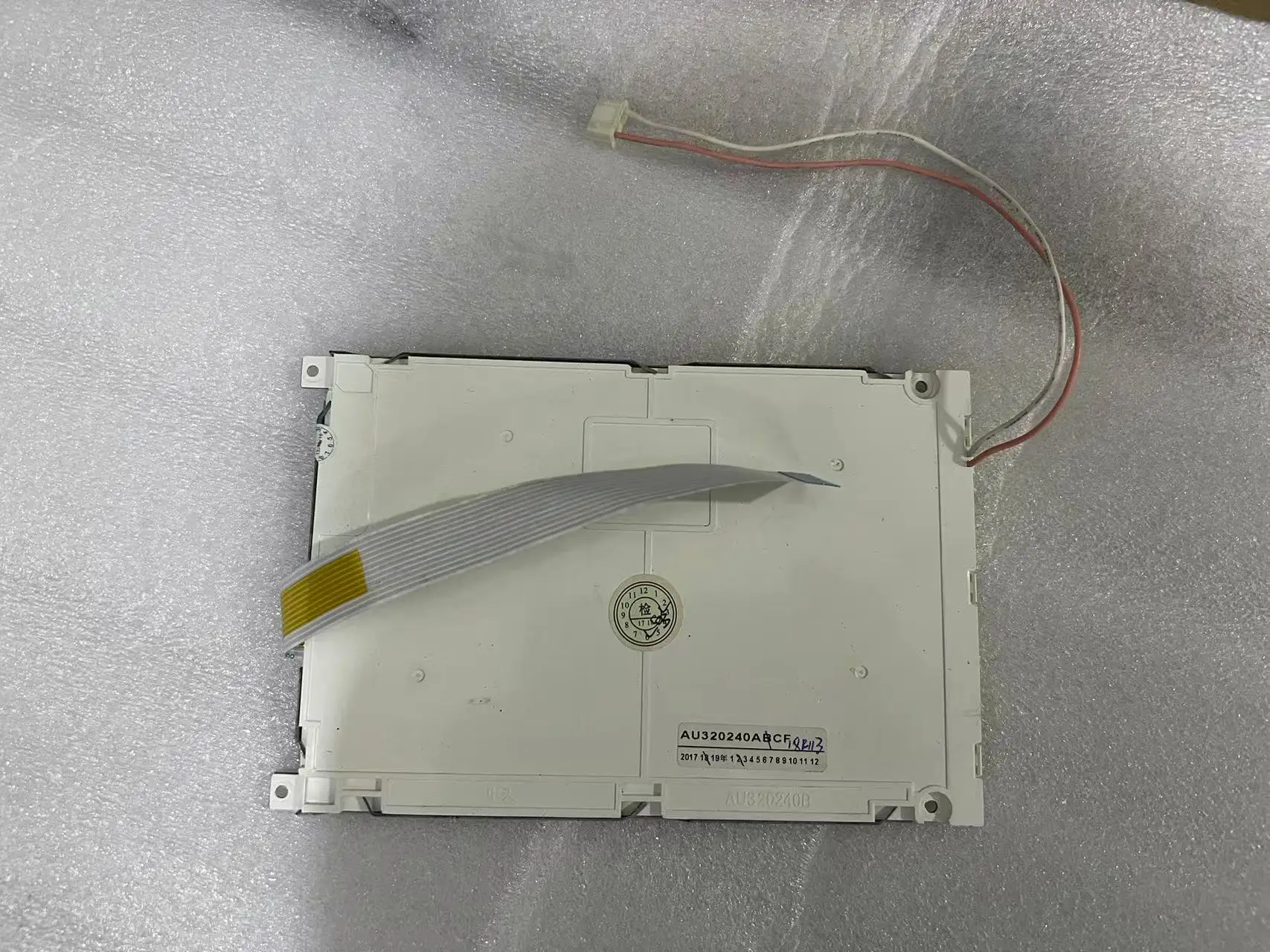 

sprt32019T AU320240ABCF Original LCD screen
