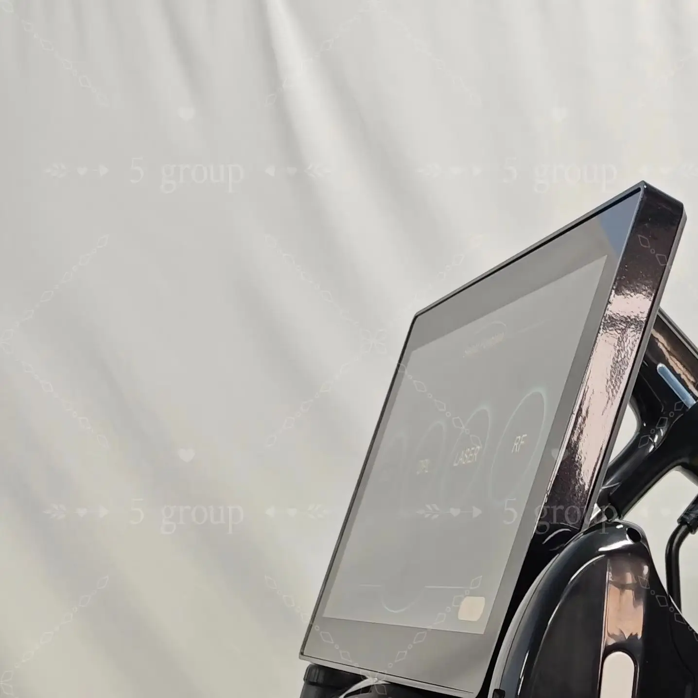 

Профессиональный лазерный аппарат для удаления волос 4-в-1, 4000 Вт, безболезненный, 4 длины волны (755 нм/808 нм/940 нм/1064 нм) для домашнего и коммерческого использования