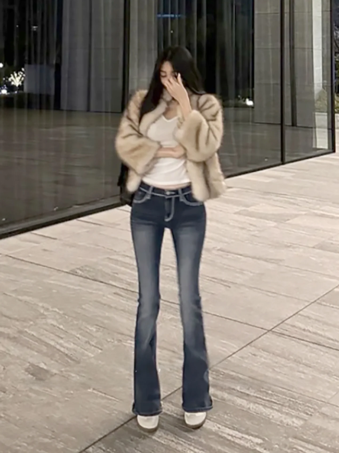 

Retro Deep Blue Slim Fit Bell Bottom Jeans Women's Low Waist Floor Length Pants Casual Style Winter Season Butt Lifting