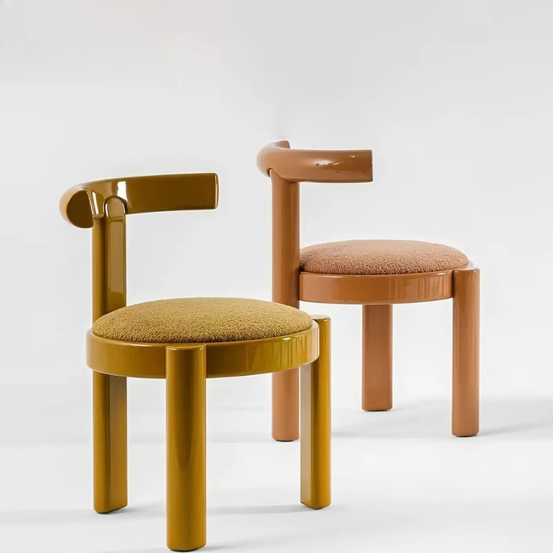 Nowoczesne nordyckie lekkie luksusowe krzesło barowe w stylu leisure, designerskie krzesło z drewnianą powierzchnią Ti-ta i tkaniną, małe, pulchne krzesło do domu, krzesło do kawiarni, krzesło do jadalni.