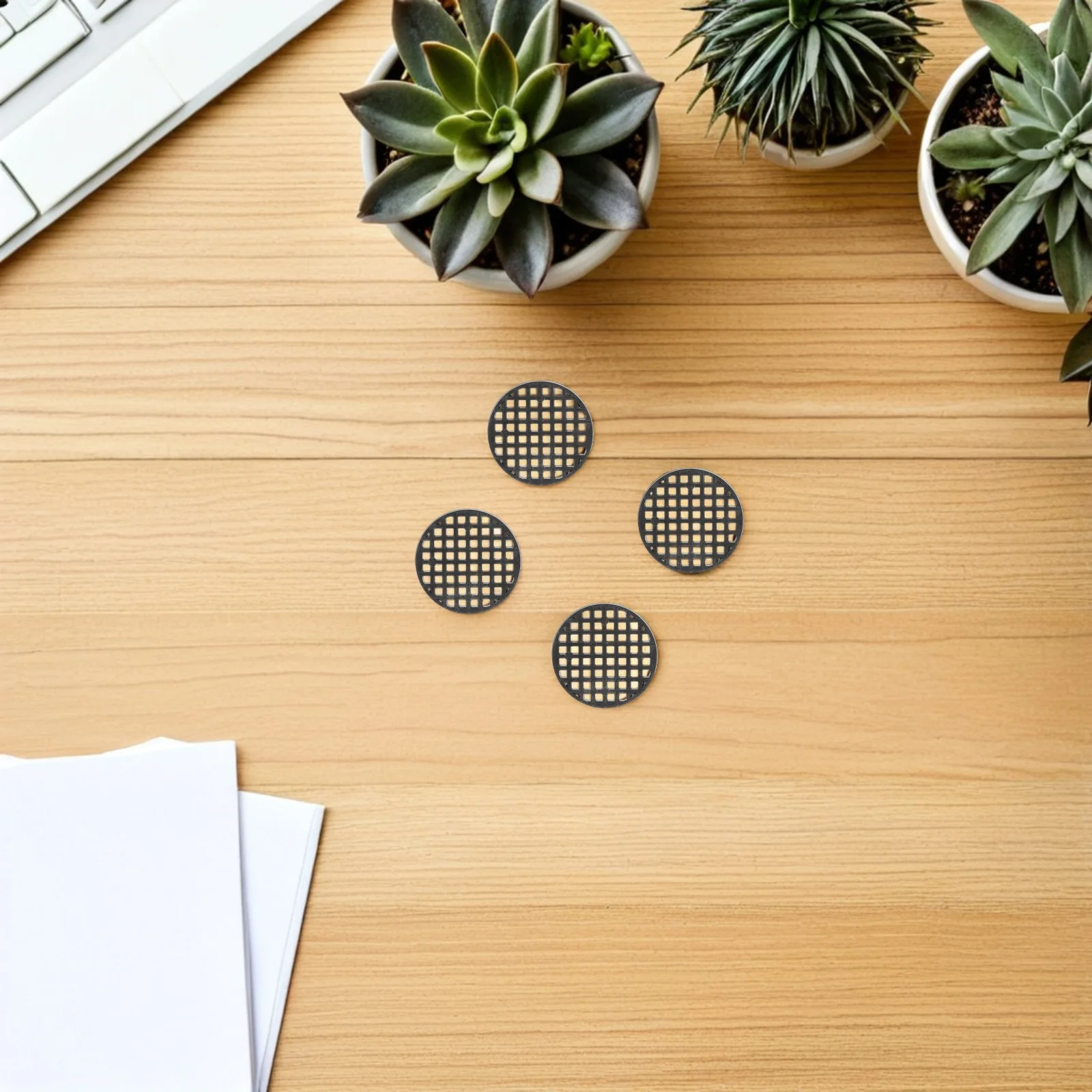 

200Pcs Planter Hole Mesh Pad 2.5cm Round Flowerpot Bottom Mesh Mat Reusable Soil Retention Drainage Cover for Bonsai and