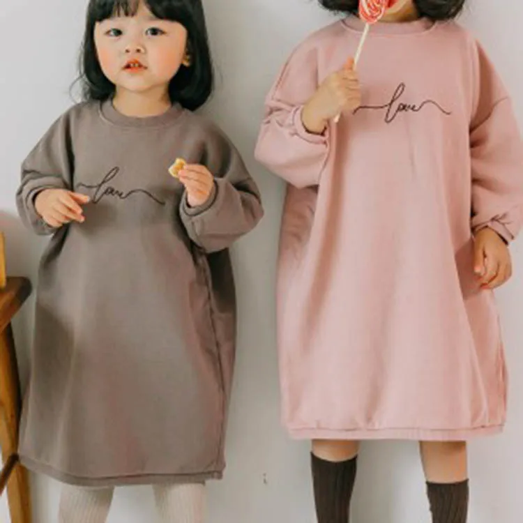 meninas-vestido-coreano-simples-outono-inverno-confortavel-moda-impressa-letras-soltas-meninas-velo-vestido-com-capuz-2025-novo