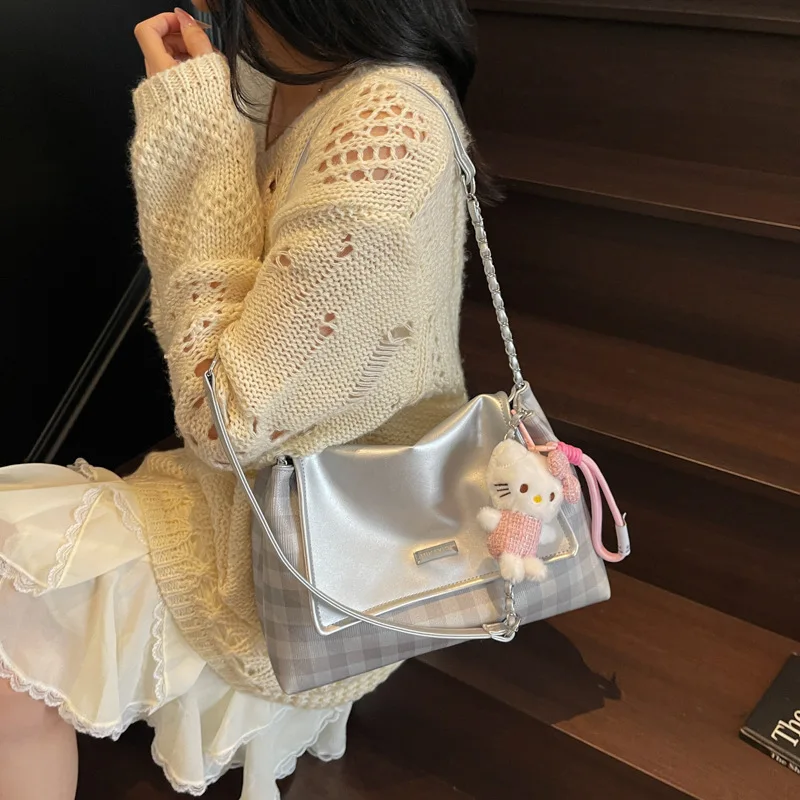 

Plaid Professional Tote Women Oversized Chain Shoulder Bag Heavy Duty Canvas Workwear Commuter Vintage Style All Day Comfort