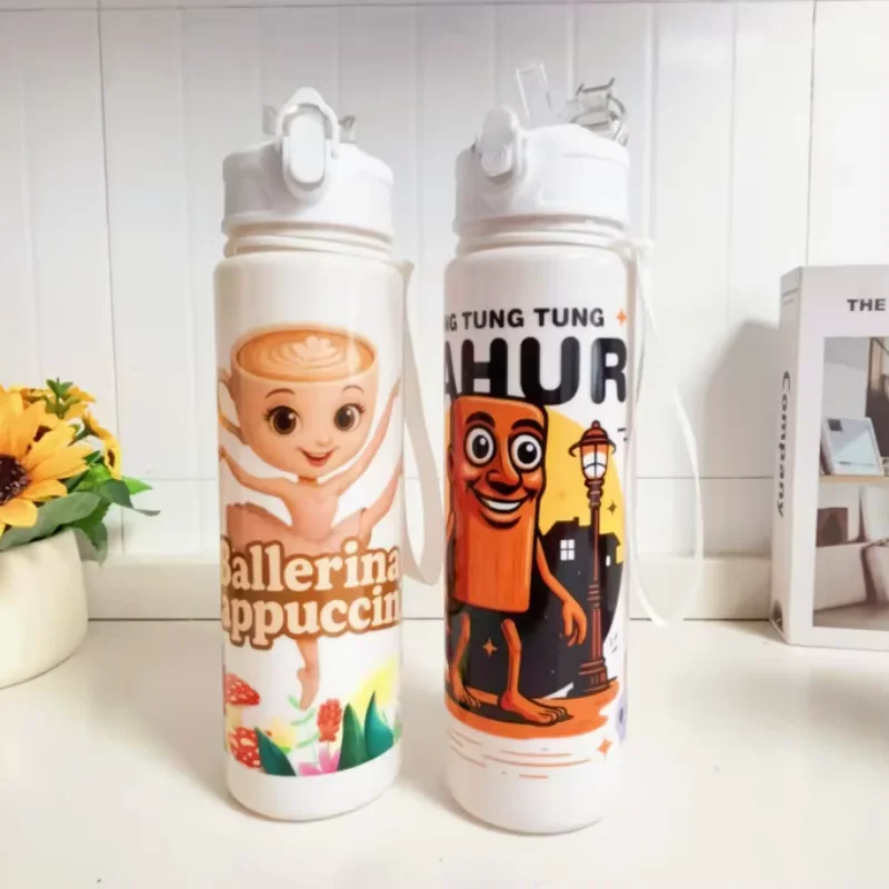 750 مللي زجاجة مياه Brainrot الإيطالية في الهواء الطلق الشرب الكرتون أكواب رياضية تونغ تونغ صحور Tralalero Tralala هدية الكريسماس