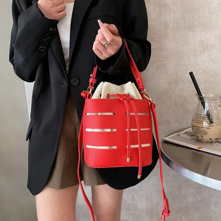 

2026 New Crochet Bucket Bag, Adjustable Multi-way Top Handle Shoulder Bag, Boho Chic Designer-inspired Purse for Beach Daily Use