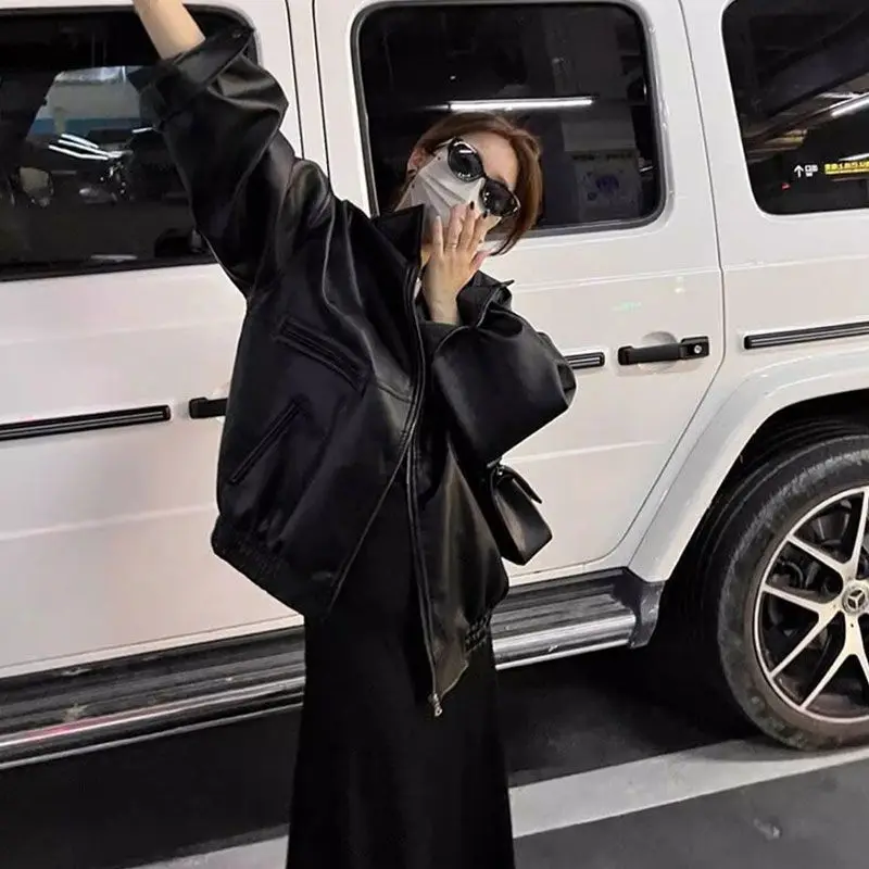 سترات الخريف النسائية 2025 ملمس اليد انغلق الربط القوطية كلية حلوة داكنة فريدة من نوعها المشمش التخسيس روما على غرار كلاسيكي