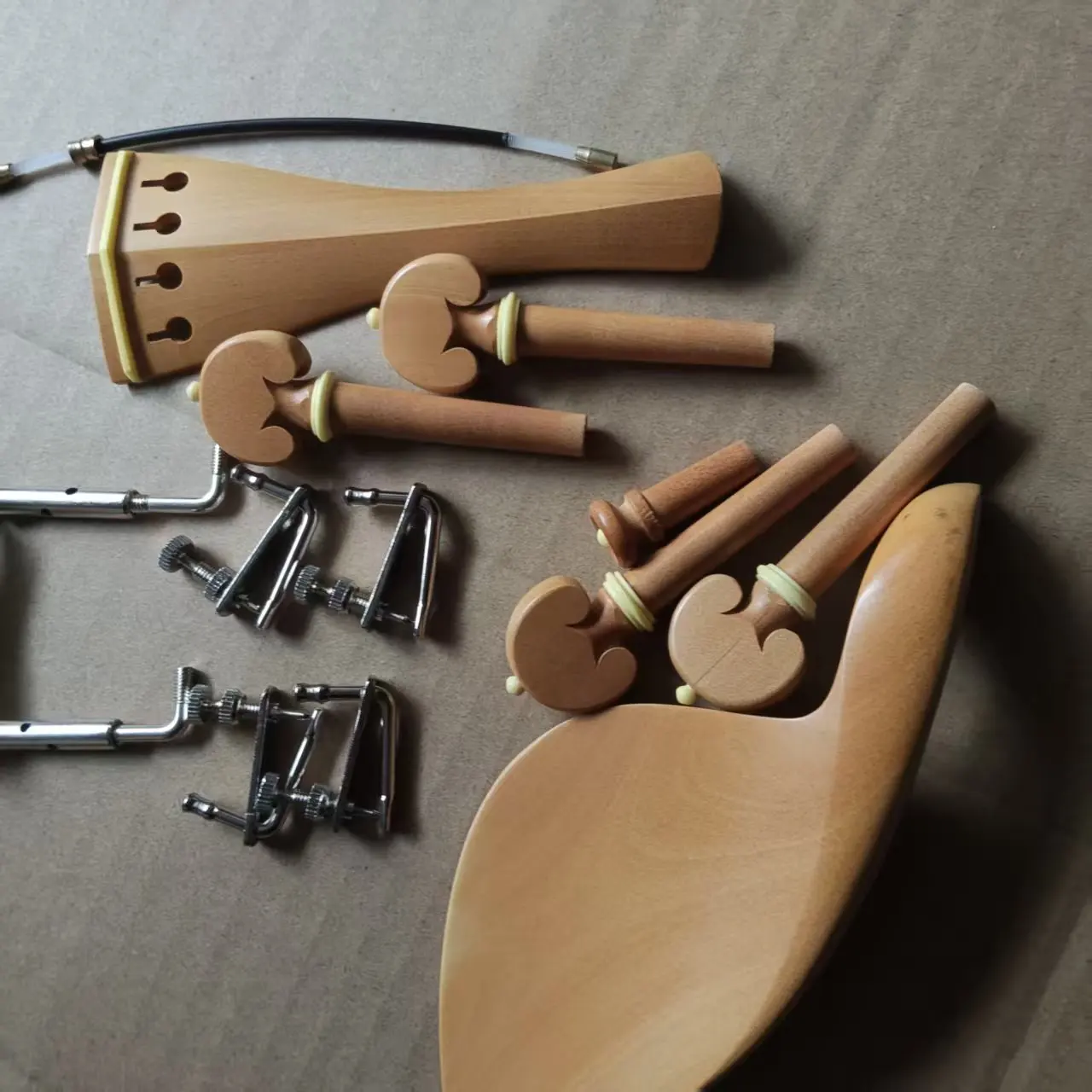 1 Set Boxwood Violin Fitting 4/4 With 4 PCs Fine Tuners 1 Chin Rest Clamp and Nylon Tail Gut
