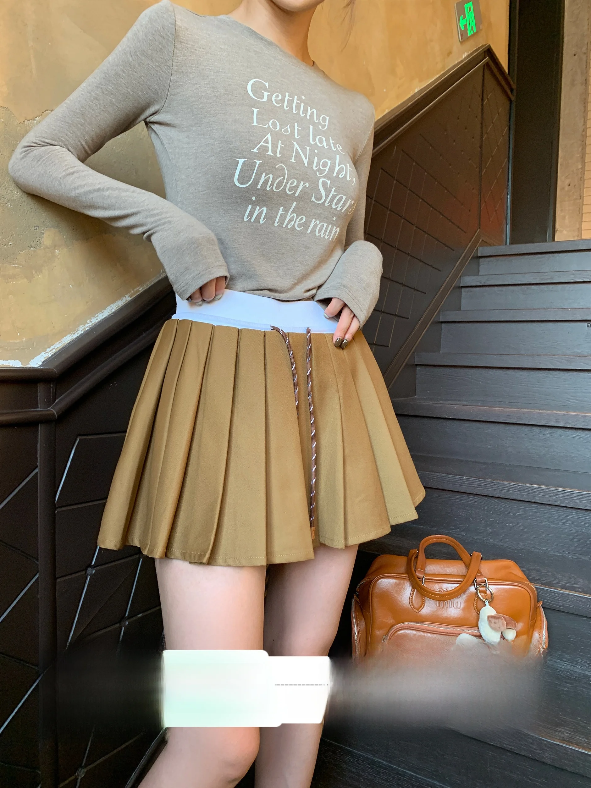 

Юбка А-силуэта с высокой талией и плиссированным дизайном в стиле колор-блок для женщин: нежная и дерзкая, модная весенняя повседневная юбка