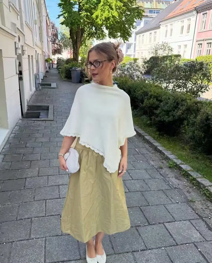 2026 Spring New Thin French Shawl Style Versatile Shawl Fashion Irregular Women's Design Sense