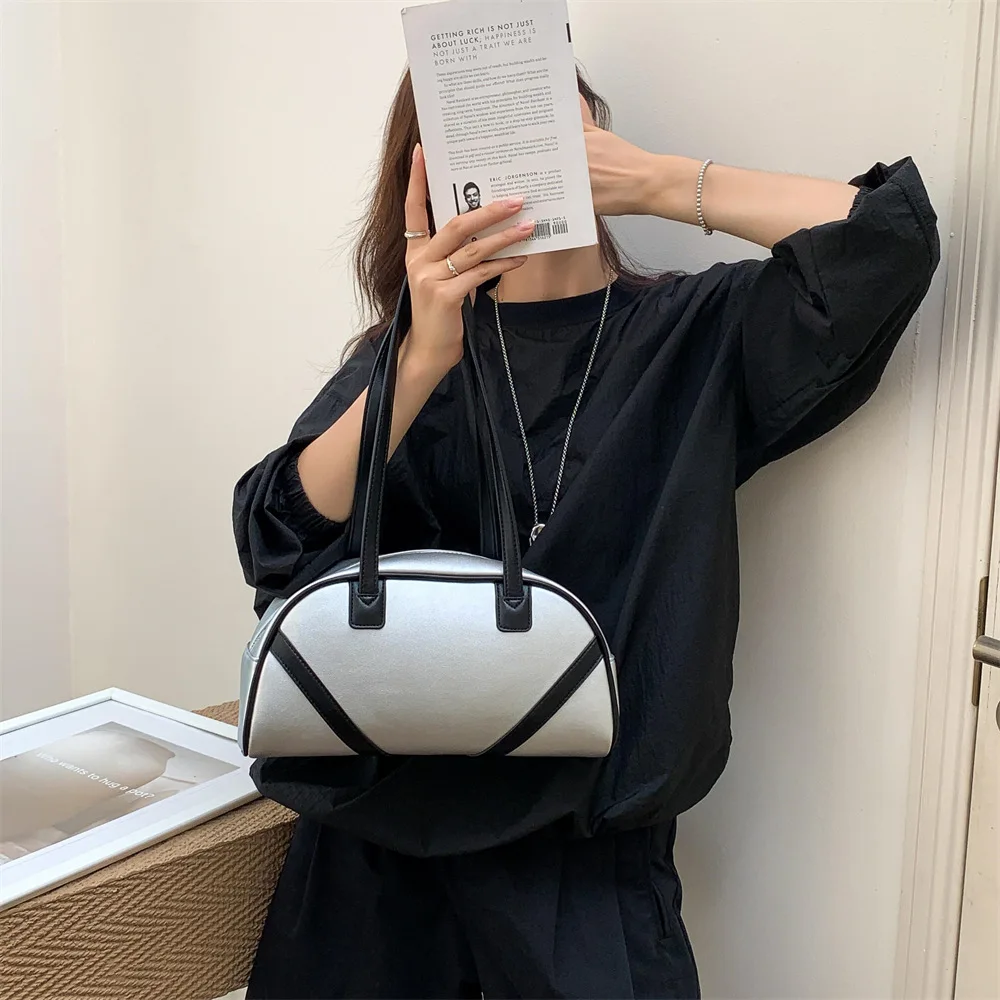 Korean Underarm Bag for Women Unique Color Block Design Handbag Single Shoulder Bag High-End Commuter Bag New Arrival