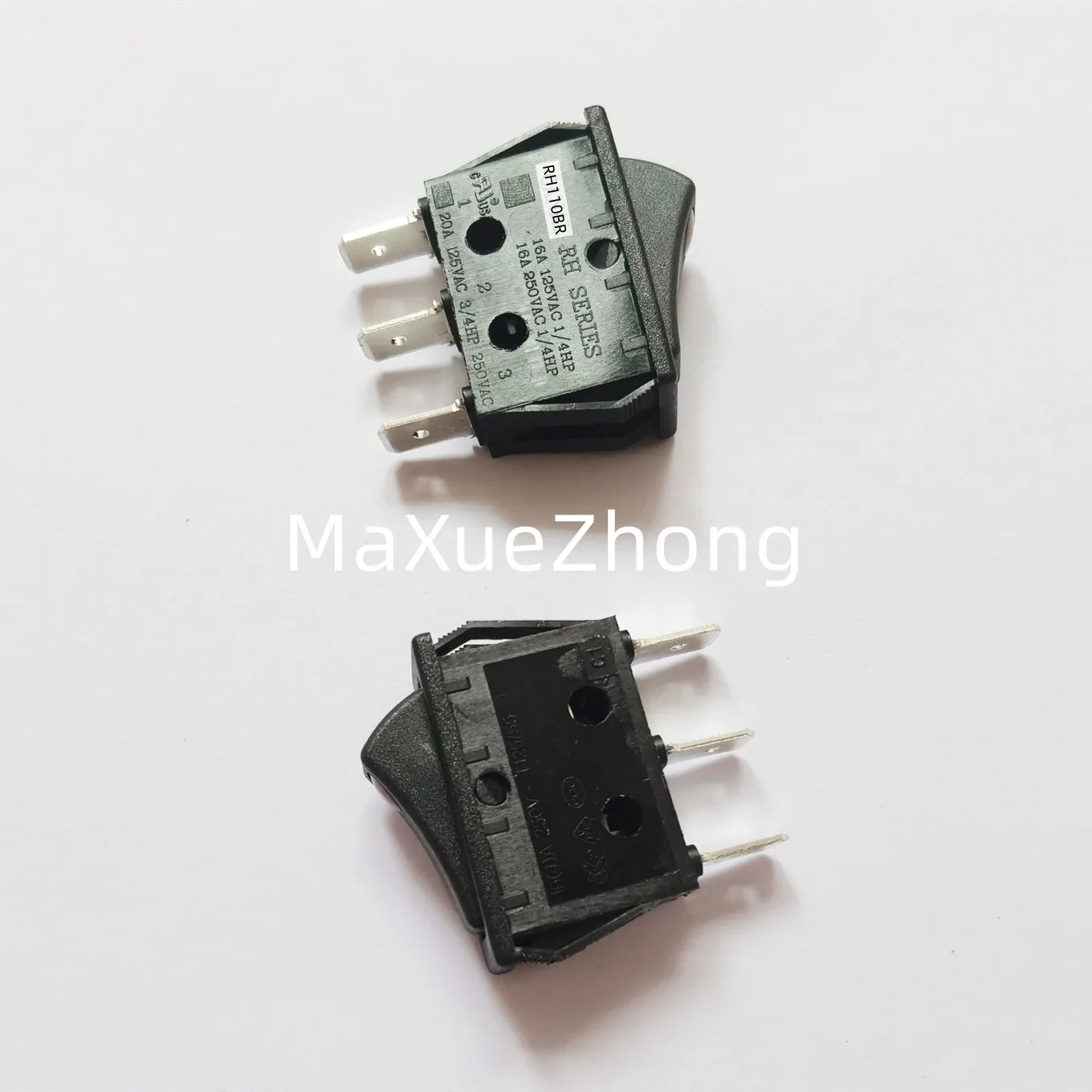 Originele nieuwe 100% RH110BR met rood indicatielampje tuimelschakelaar voeding 3pin