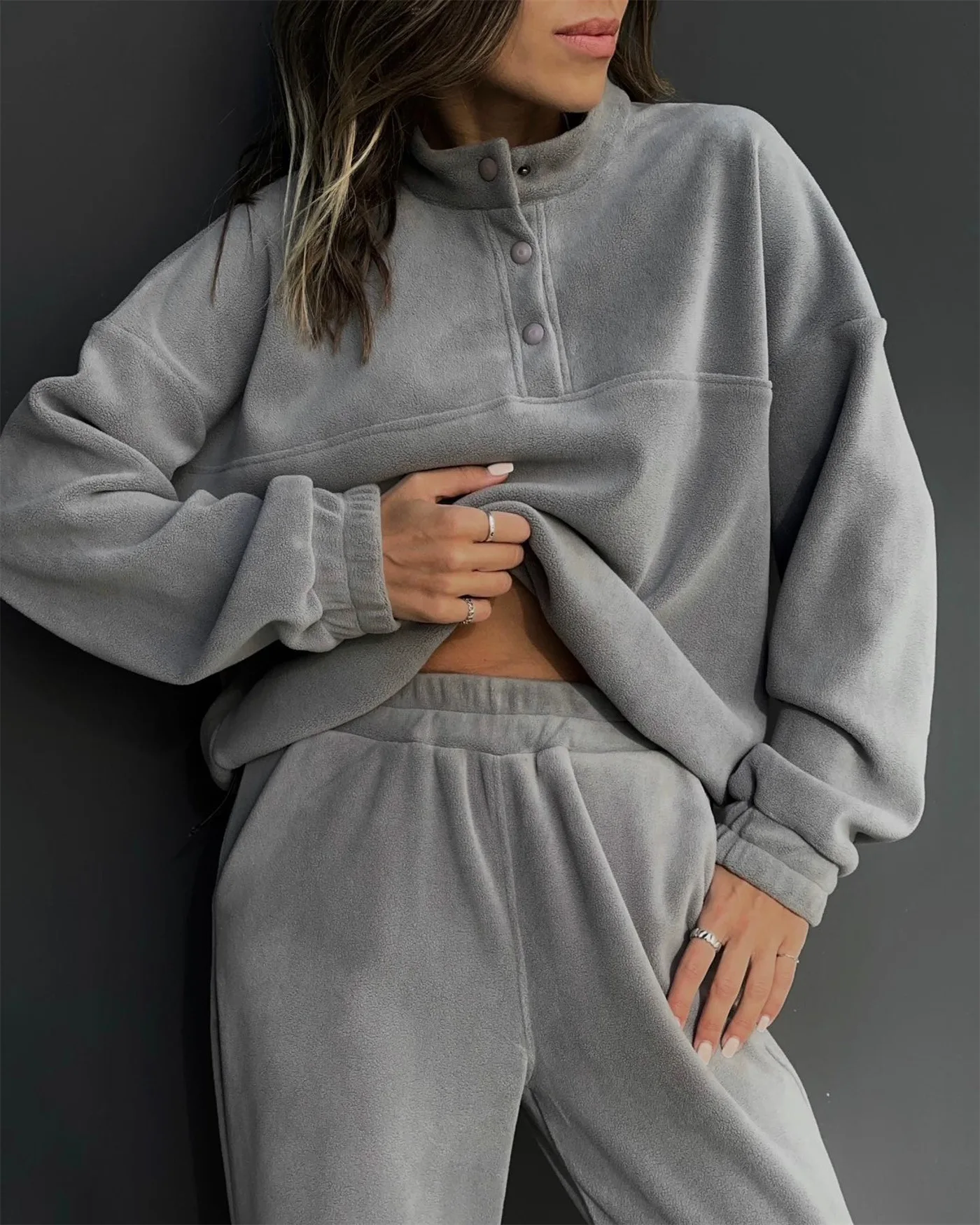 2024 autunno e inverno nuova felpa con cappuccio casual da donna set donna tinta unita giacca in pile pantaloni set due pezzi