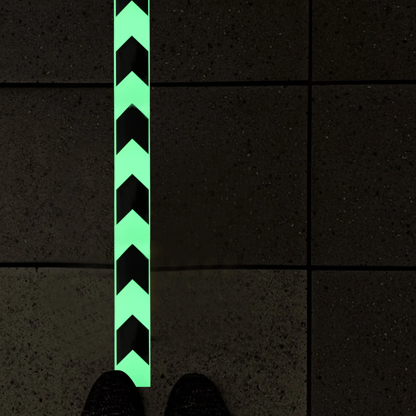 1 Roll Luminous Directional Arrow Glow In The Dark Self Adhesive Waterproof Floor Marking Sticker For Indoor Outdoor Use Arrow