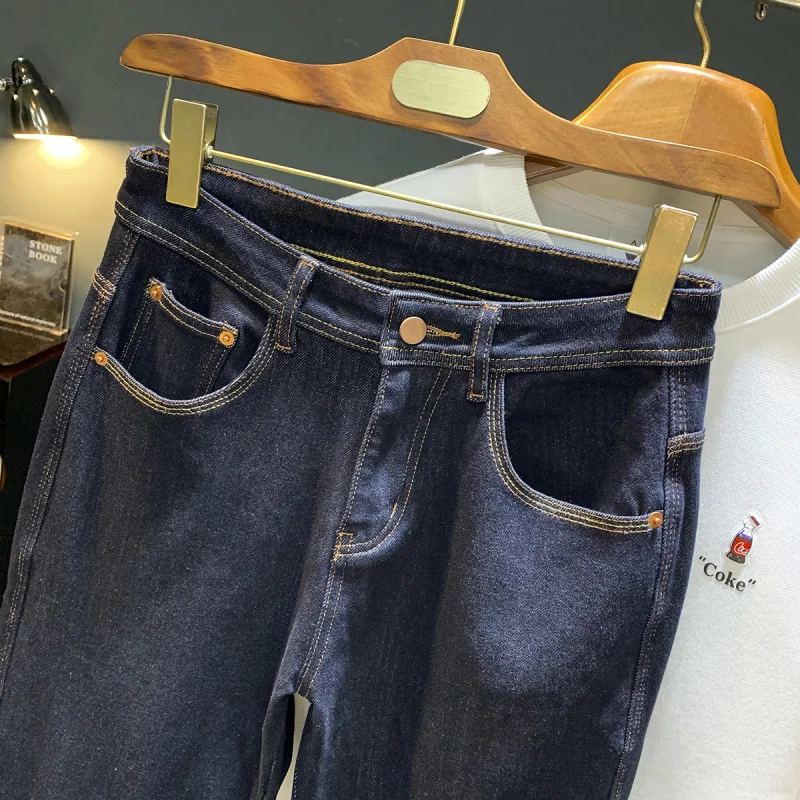 

Легкие роскошные модные мужские джинсы, новый стиль осени 2024, свободные и утягивающие, темно-синие модные мужские брюки больших размеров