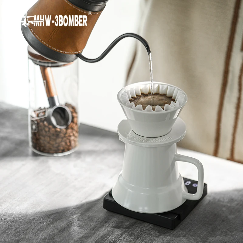 Cono de filtro de tazas de MHW-3BOMBER, gotero de café con 3 agujeros de cerámica, elaboración lenta, accesorios de café Barista profesional