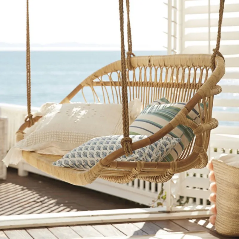 Sedia da cesto sospesa in Rattan altalena da interno seduta e sdraiata a doppio uso rete rossa balcone appeso doppia sedia in Rattan Patio esterno