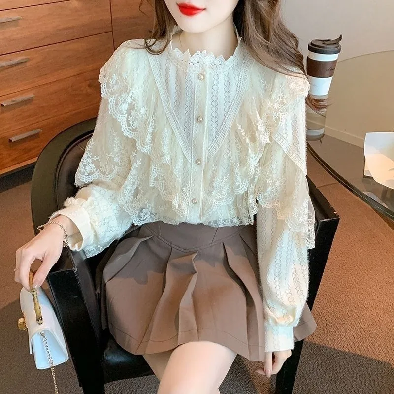 

Lace Shirt Bottoming Shirt Women's Early Spring Autumn and Winter New French Style High-end Shirt Temperament Commuting Top 2026