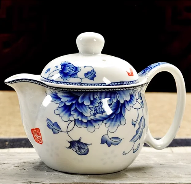 

Blue and White Porcelain Teapot, Household Handhold Teapot, Filter Handmade, Exquisite Hollow Tea Set, Kungfu Ceramics