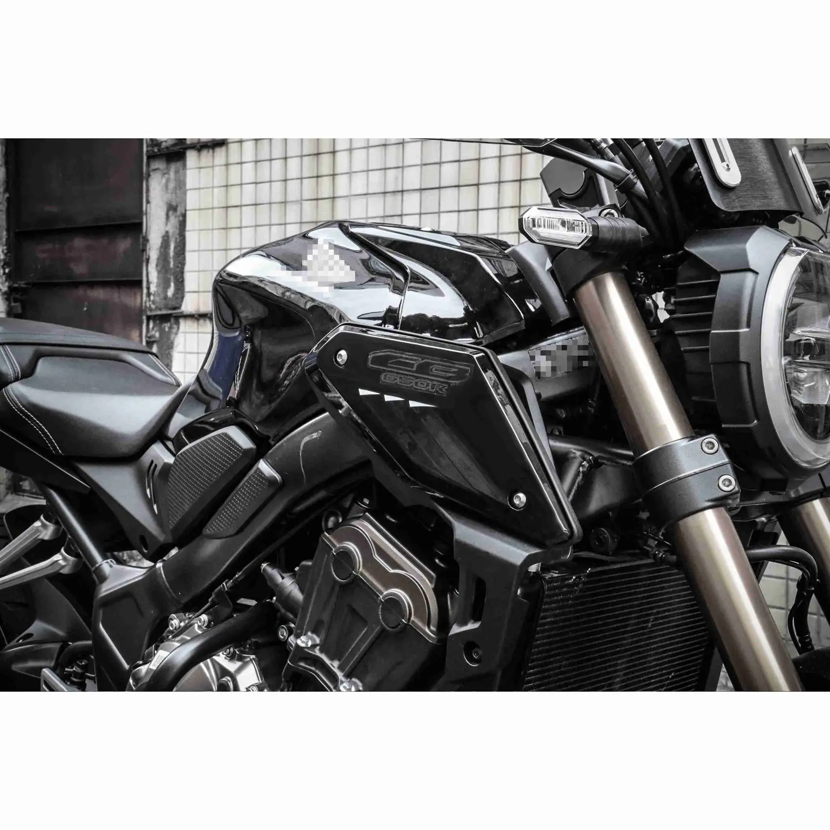 AU33-Motorcycle Frame Side Panel Guard Cover Shell Intake Pipe Protector For Honda CB650R 2019 2020 2021