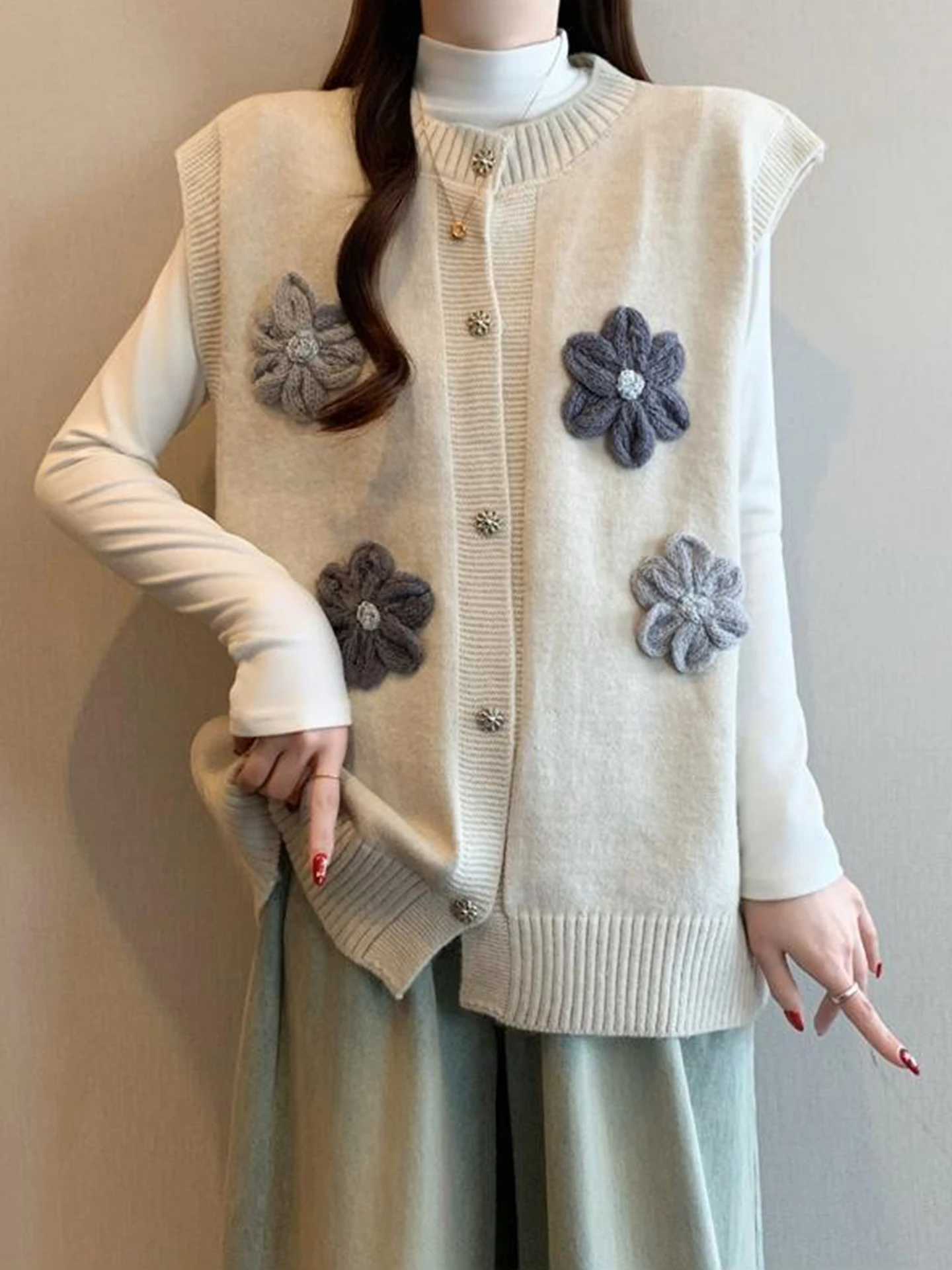 

Женский вязаный жилет с вышивкой цветов, осенне-зимний, больших размеров, модный, для многослойных образов, удобный, повседневная верхняя одежда