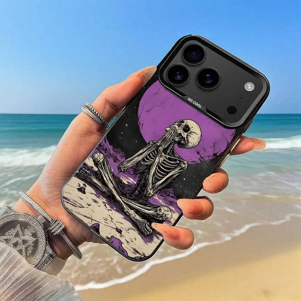 حافظة هاتف بأنماط جمجمة مخيفة حافظة سوداء لهاتف iPhone17,16,15,14,13,12,Pro,Max,Plus,E,SE4,Air,Mini