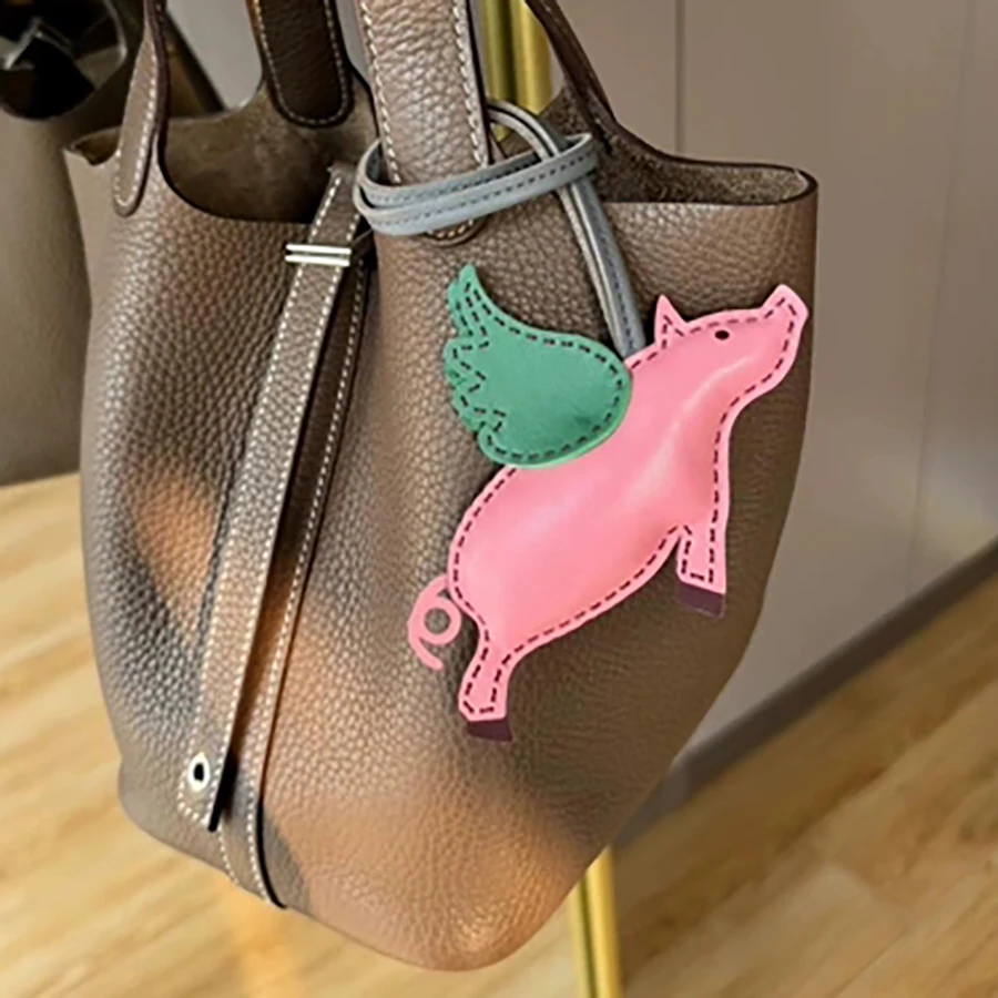 Cow Leather Keychain Pendant for Ladies Fly Pig Bag Charm Handmade Handbag Pendant Car Decorate Bag Accessories