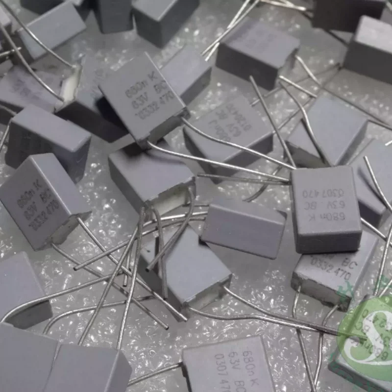10pcs-100pcs VISHAY MKT470 0.68uf/63v 680nf u68 684 brand new loose film capacitor 5MM