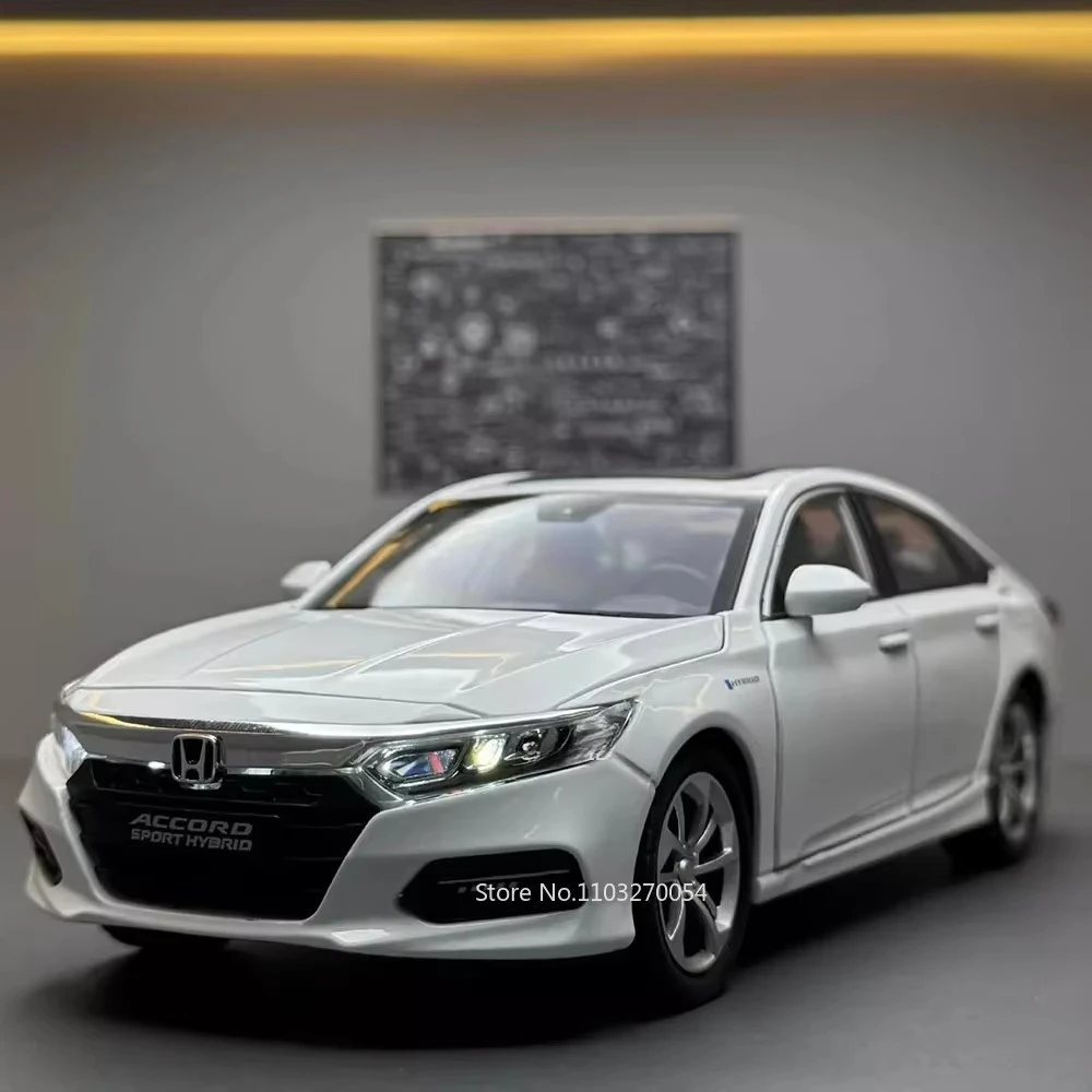 1:24 Honda Accord Models Toys Alloy Diecast Cars Front Wheel Steering Doors Opened Sound Light Pull Back Vehices Friend's Gifts