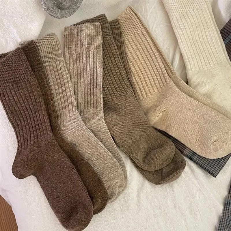 Luxury Women Thick Cashmere Wool Socks Warm Winter Casual Japanese Fashion Solid Color Comfortable Home Sock Medium High Quality