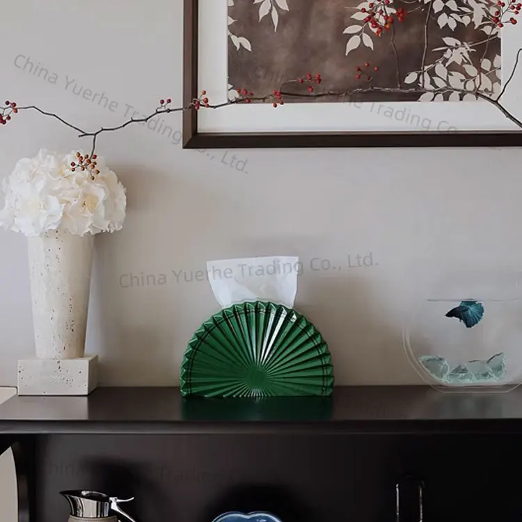 

Modern light luxury high-end fan tissue box creative ornament model room hotel homestay living room coffee table home decoration