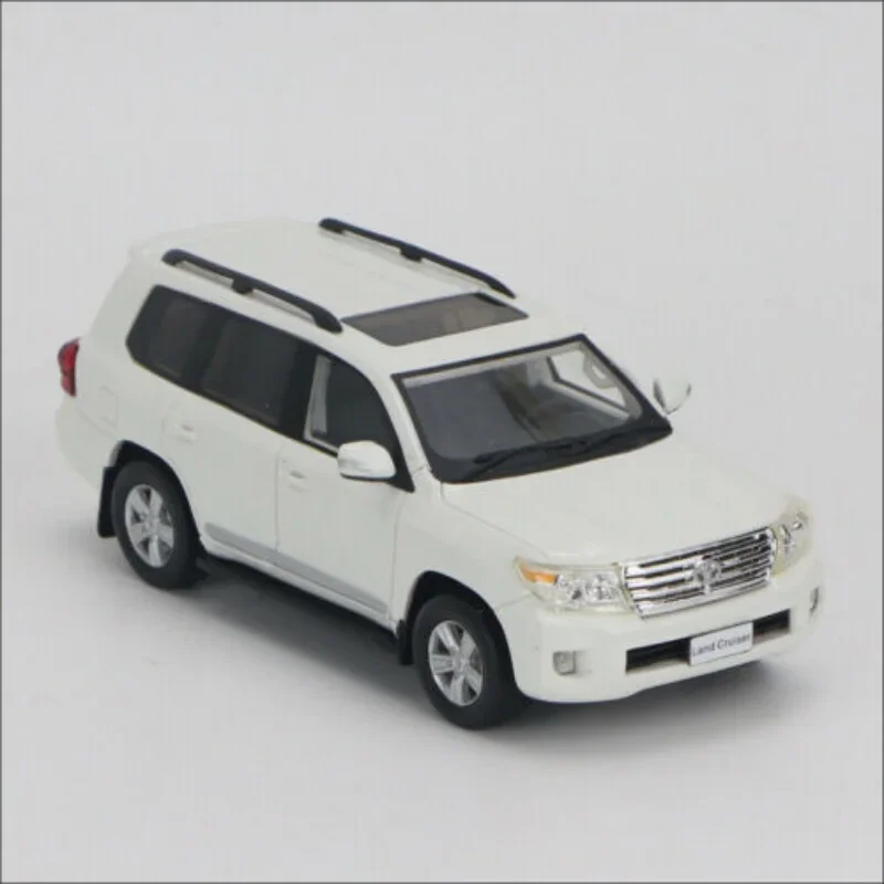 White 1/43 TOYOTA V8 LAND CRUISER 200 SERIES WAGON CAR RESIN MODEL FOR DISPLAY