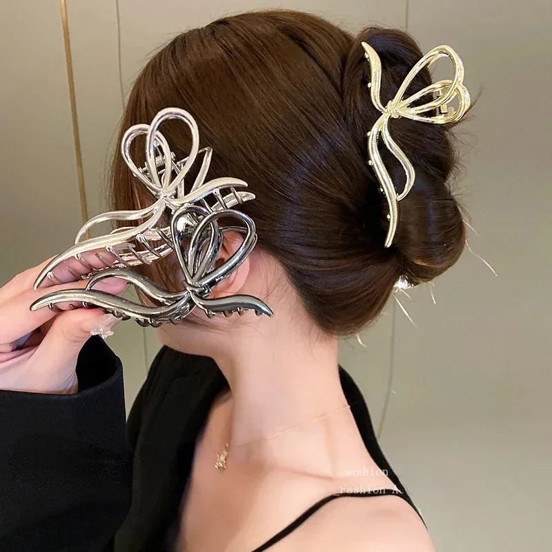 Large Bowknot Womens Hair Claw Clip for Thick Thin Hair Accessories Trendy Elegant Gold Silver Metal Streamer Crab Clamp Jewelry