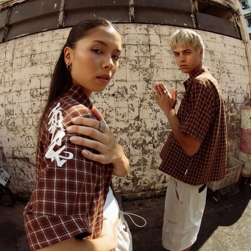 

Рубашки Mertra Футболки с принтом Спортивные мужские и женские кардиганы High Street Повседневные рубашки с короткими рукавами в клетку с вышивкой логотипа