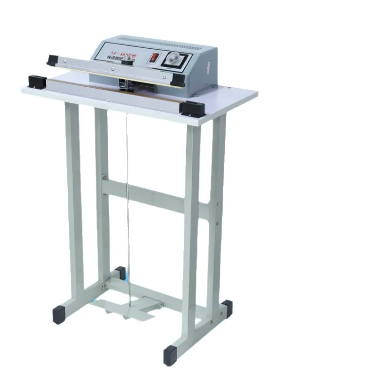 Vertical foot stepping film aluminum foil plastic bag continuous heat sealing sealing machine