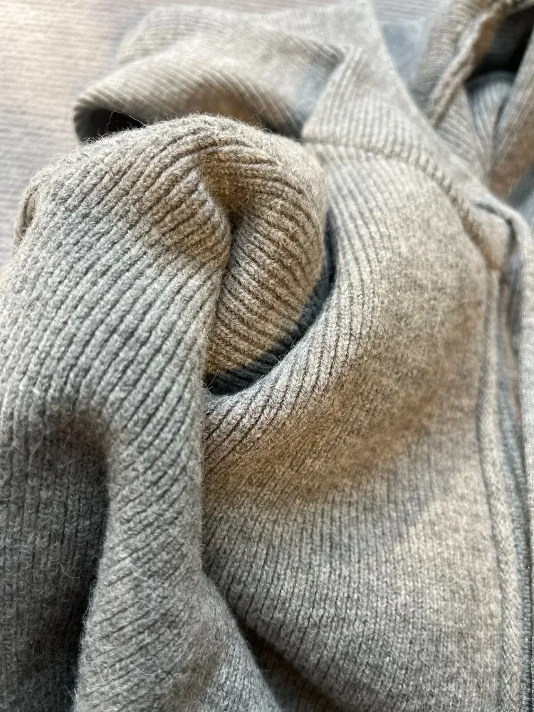 Gray Knitted Coats Gray Zipper Sweater Women Autumn 2024 Long Sleeve Cardigan Jacket with Hooded Casual Loose Vintage Y2k Tops