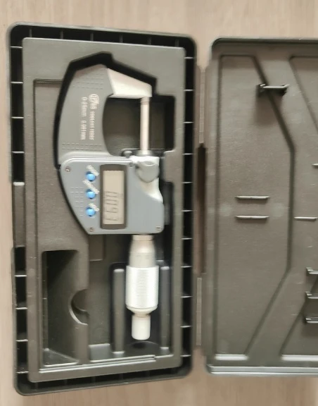 ​​0-25mm Digital Micrometer - 0.001mm Resolution Electronic Outside Diameter Gauge with Chrome-Plated Frame