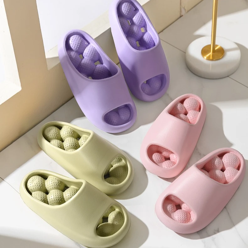 

2025 Summer New Massage Slippers for Women EVA Unisex Bathroom Slippers Thick Sole Non-slip Beach Shoes Indoor Mute Home Sandals