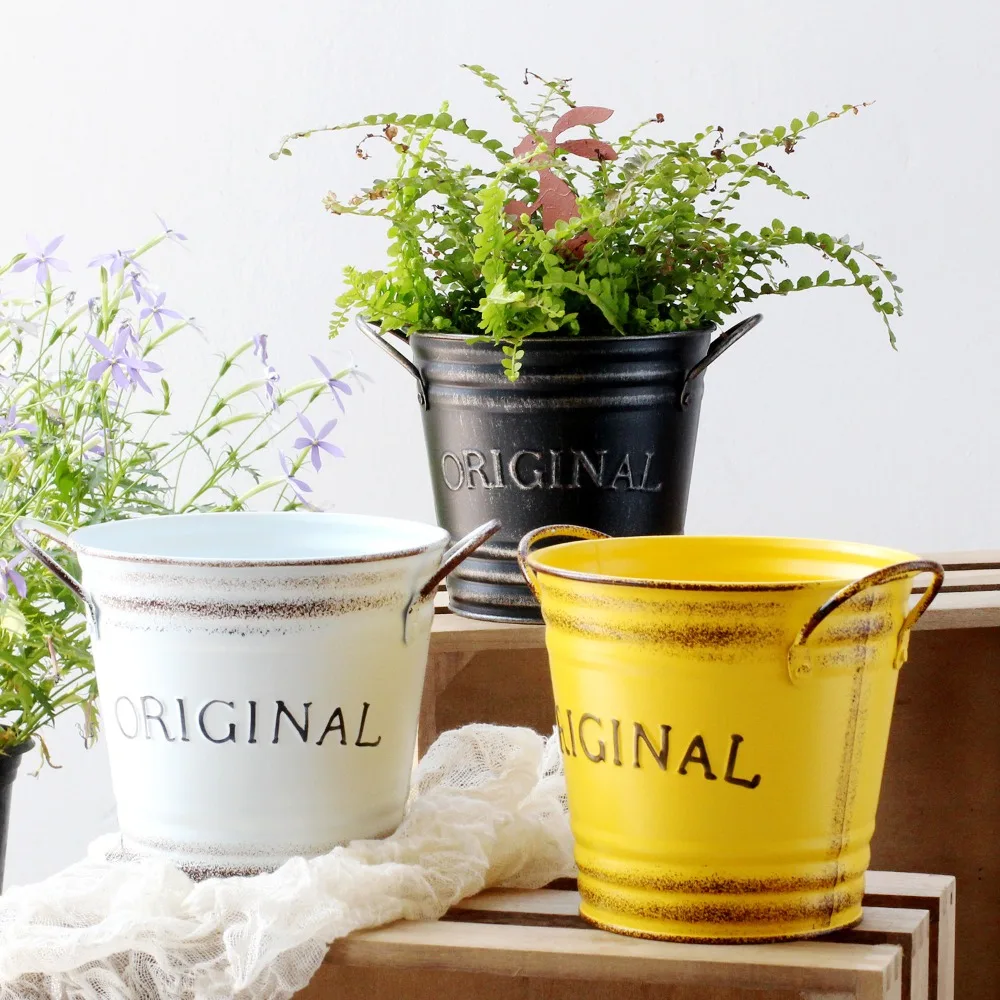 

Creative Retro Iron Flower Pot Round Convenient Metal Flower Container Durable with Handle Floral Buckets Garden