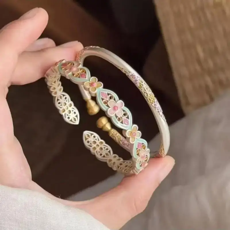 ●New Chinese-style Retro Colored Enamel Bracelets For Women Flower Pattern Traditional Techniques Luxury Jewelry Gift