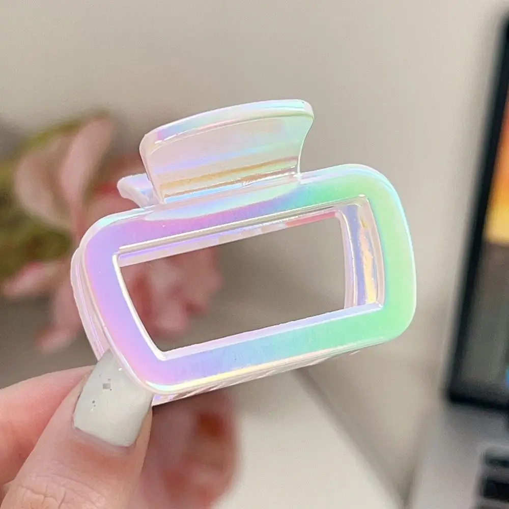 Sweet Cloud Shape Hair Claw Elegant Illusory Color Gradient Hair Claw High Ponytail Clip Headwear Geometry Shark Clip Daily