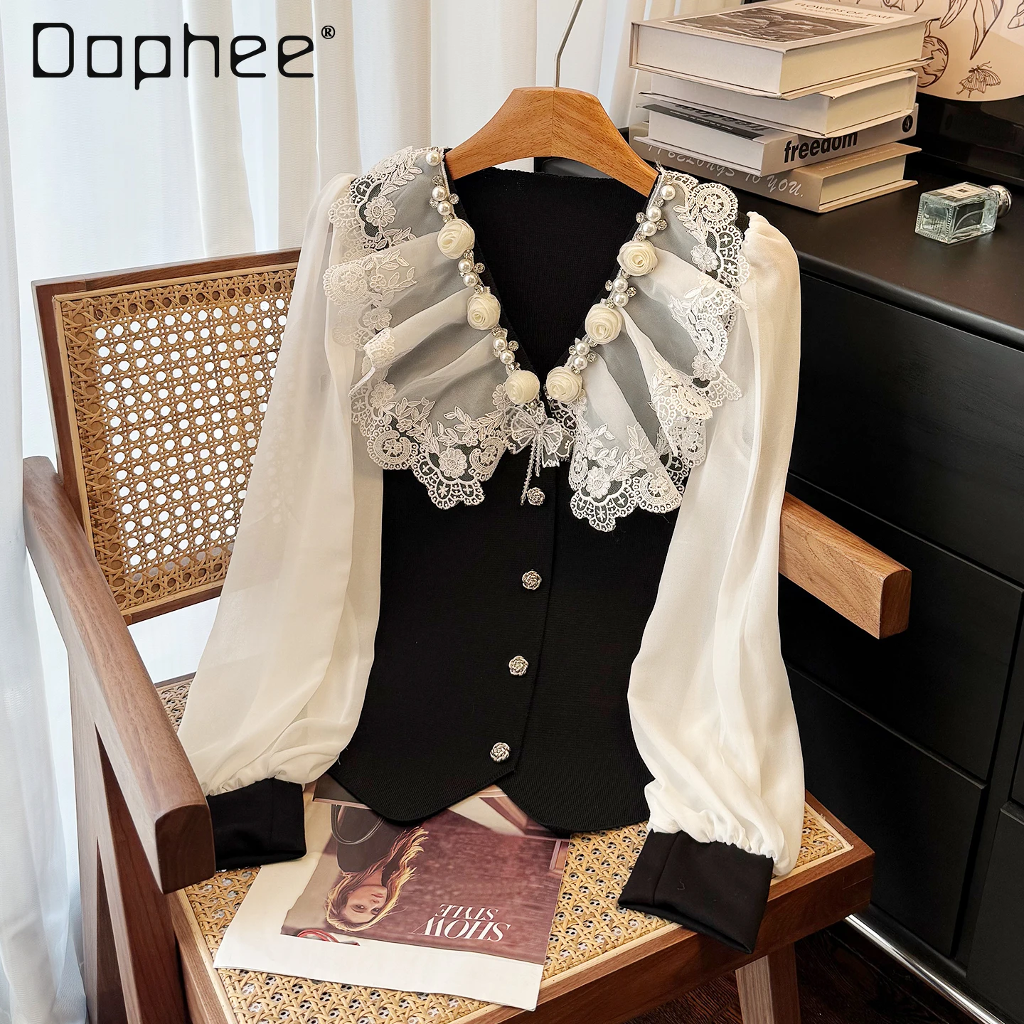 

Floral Lace Ruffle V-Neck Patchwork Knitted Long Sleeve Sweater Winter New Fashion High-End Hepburn Style Socialite Cardigans