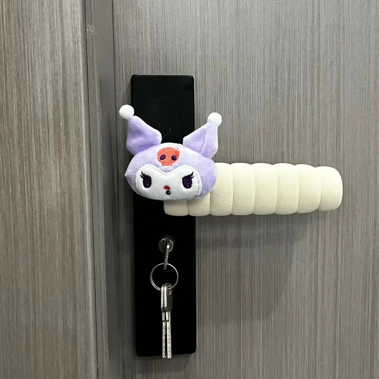 Sanrio Cartoon Cinnamoroll babyCinnamoroll Plush Door Handle Gloves Cute Kuromi Doorknob My Melody Pom Pom Purin Door Decoration