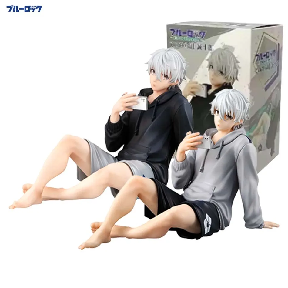 AA Hot BLUE LOCK Actionfiguren Nagi Seishiro Anime-Figur Sitzende Figur PVC Sammlermodell Kinderpuppe Spielzeug Geschenke