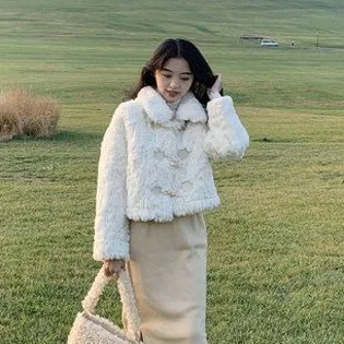 Vestes femmes fausse fourrure laine d'agneau manteau vêtements d'extérieur corne bouton col rabattu épais chaud moelleux femme Shaggy pardessus hiver