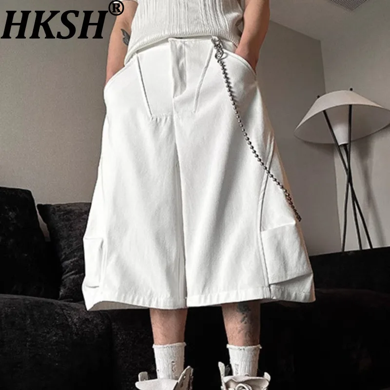 

HKSH летние новые мужские модные свободные брюки до колена в стиле сафари, повседневные универсальные плиссированные шорты-карго с разрезом HK13013