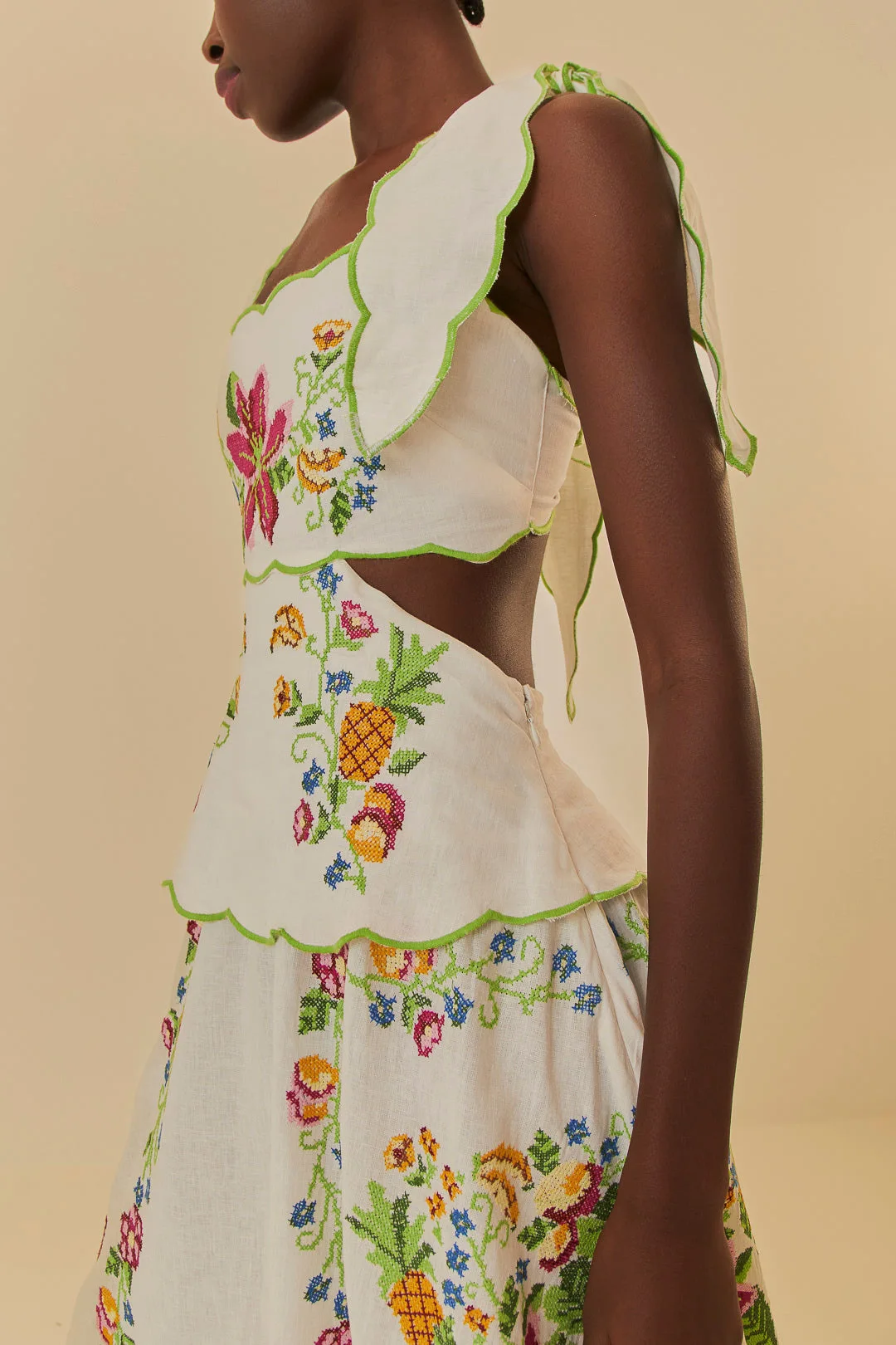 Damska sukienka midi z haftem kwiatowym, falbanką i wycięciami, dwuczęściowa, z kwadratowym dekoltem, bez rękawów, letnia sukienka w stylu boho na imprezę.