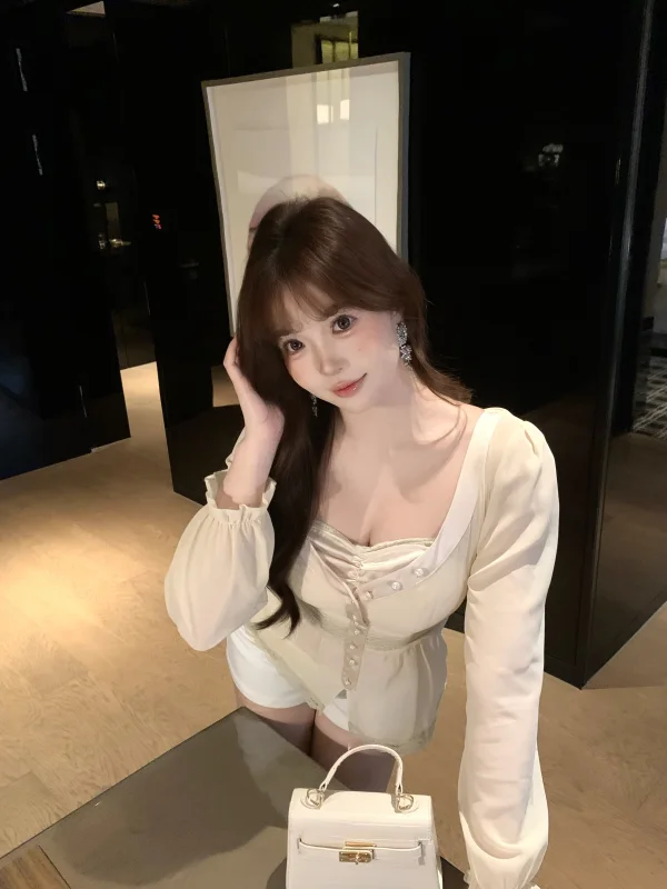 

Pure Desire Fake Two-Piece Design Lace Trim Chiffon Top Moon Shadow Lace Pure Want Flounce Sleeveless Women's Summer Blouse
