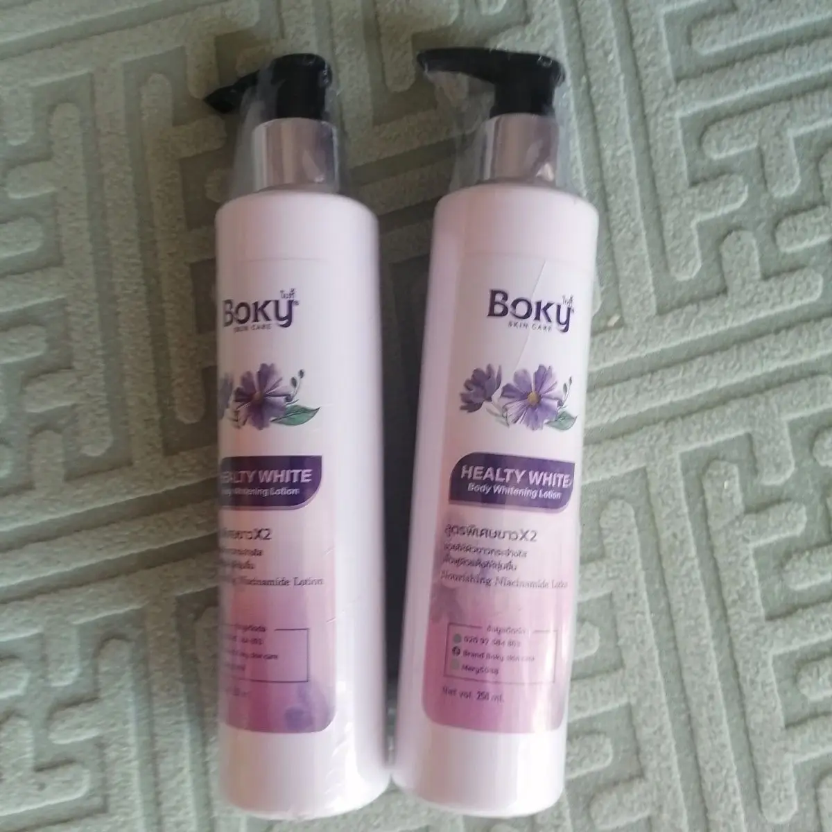 لوشن تبييض الجسم تاي بوكي 250 مل، مرطب ومغذي للبشرة المشعة