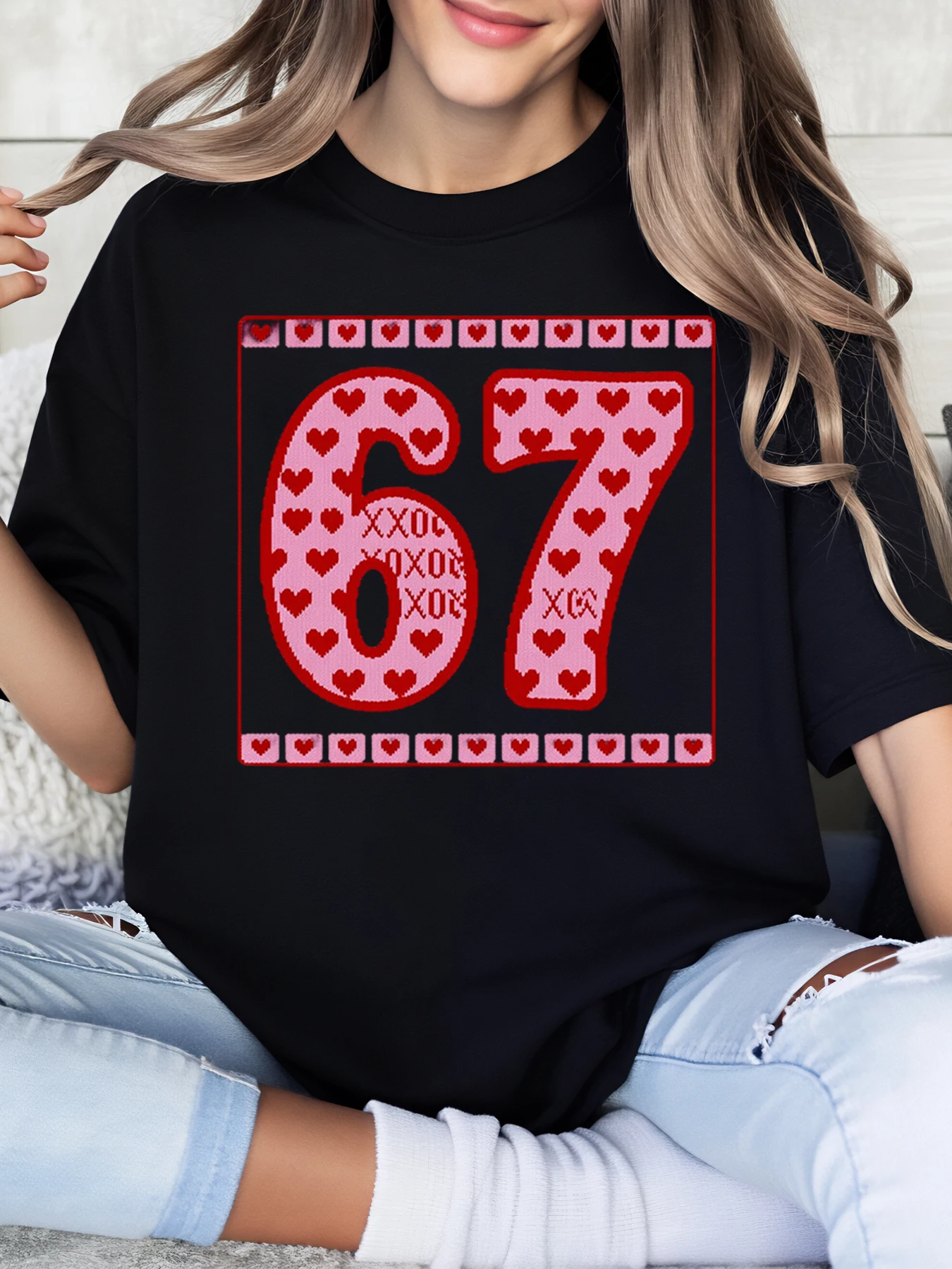 

Heart Pattern 67 Valentine's Day T-Shirt Women Casual Wear Black Plus-Size