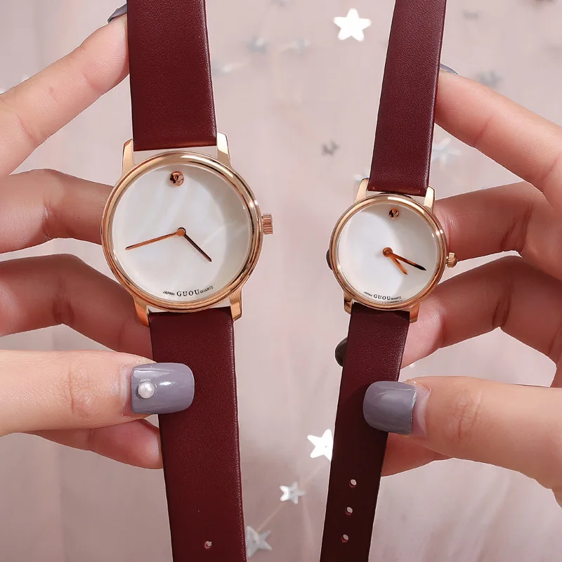 Simple And Stylish Couple'S Quartz Watch With Leather StrapMother-Of-Pearl DialAnd Leather WristbandA Trendy Watch For Women.